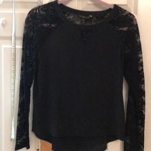 Beautiful lace top.